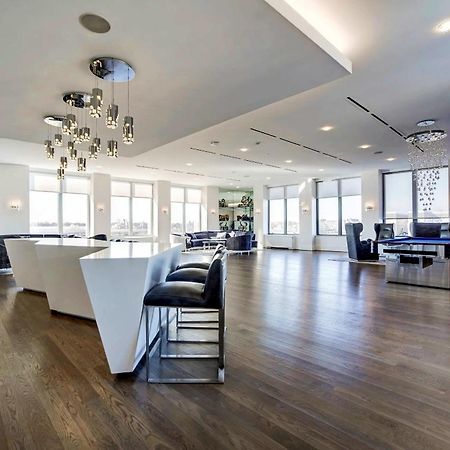 Fantastic 2 Bedroom Apartment With Gym At Arlington Dış mekan fotoğraf