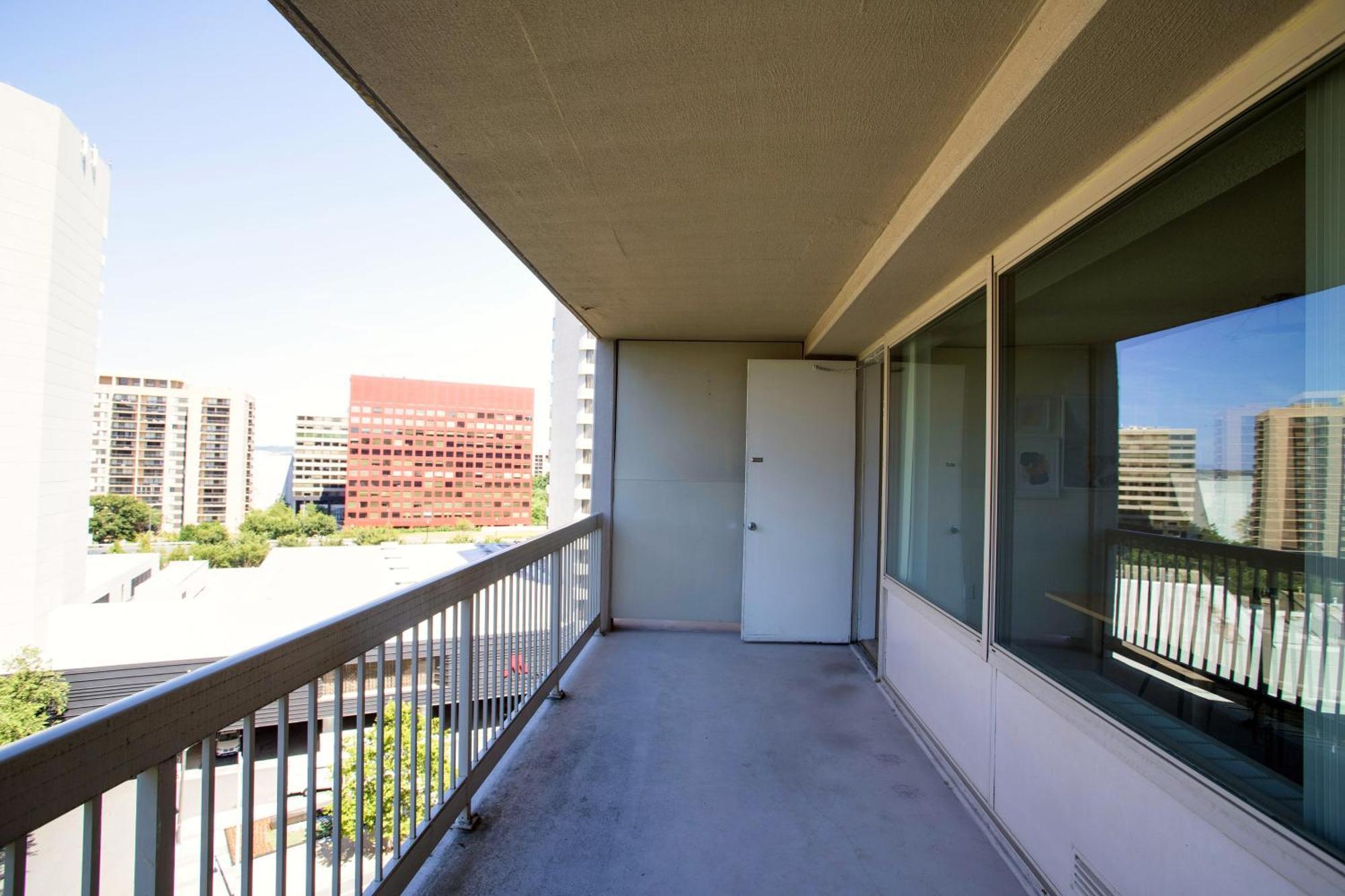 Fantastic 2 Bedroom Apartment With Gym At Arlington Dış mekan fotoğraf
