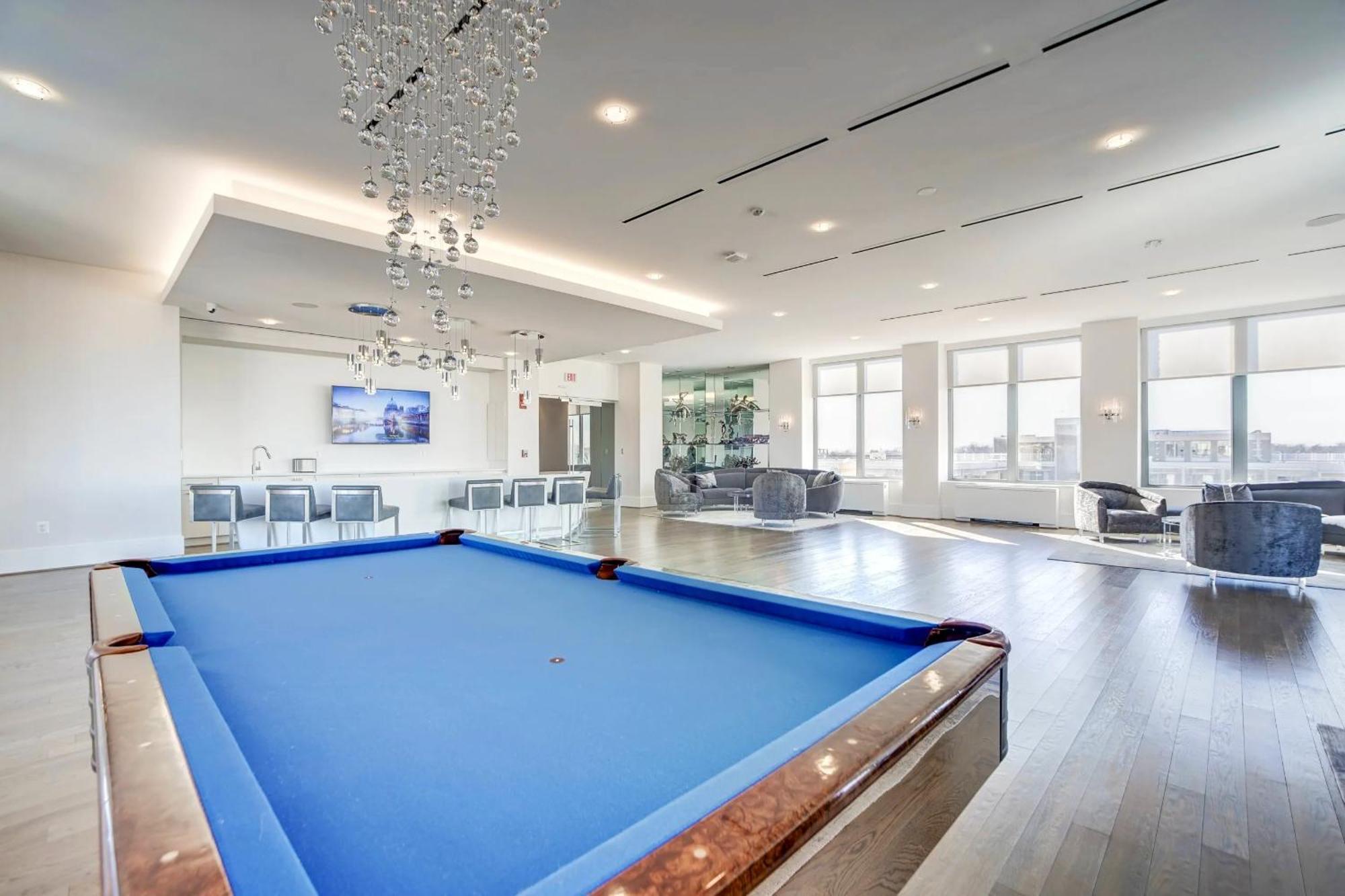 Fantastic 2 Bedroom Apartment With Gym At Arlington Dış mekan fotoğraf